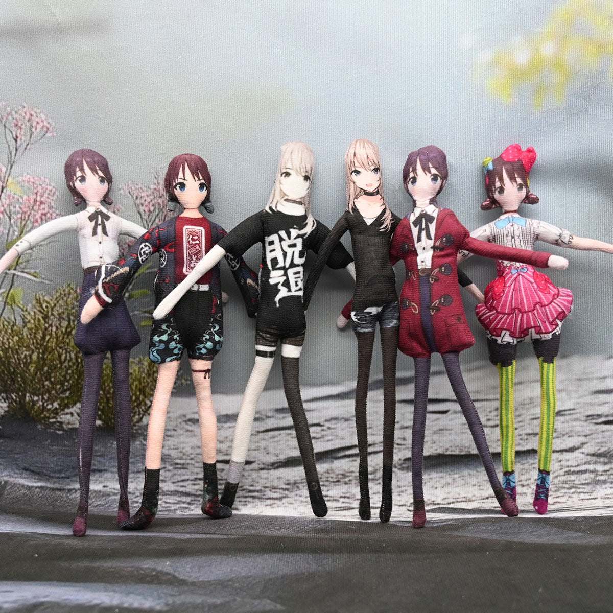6-in-1 Girls Band Cry Noodle Plush