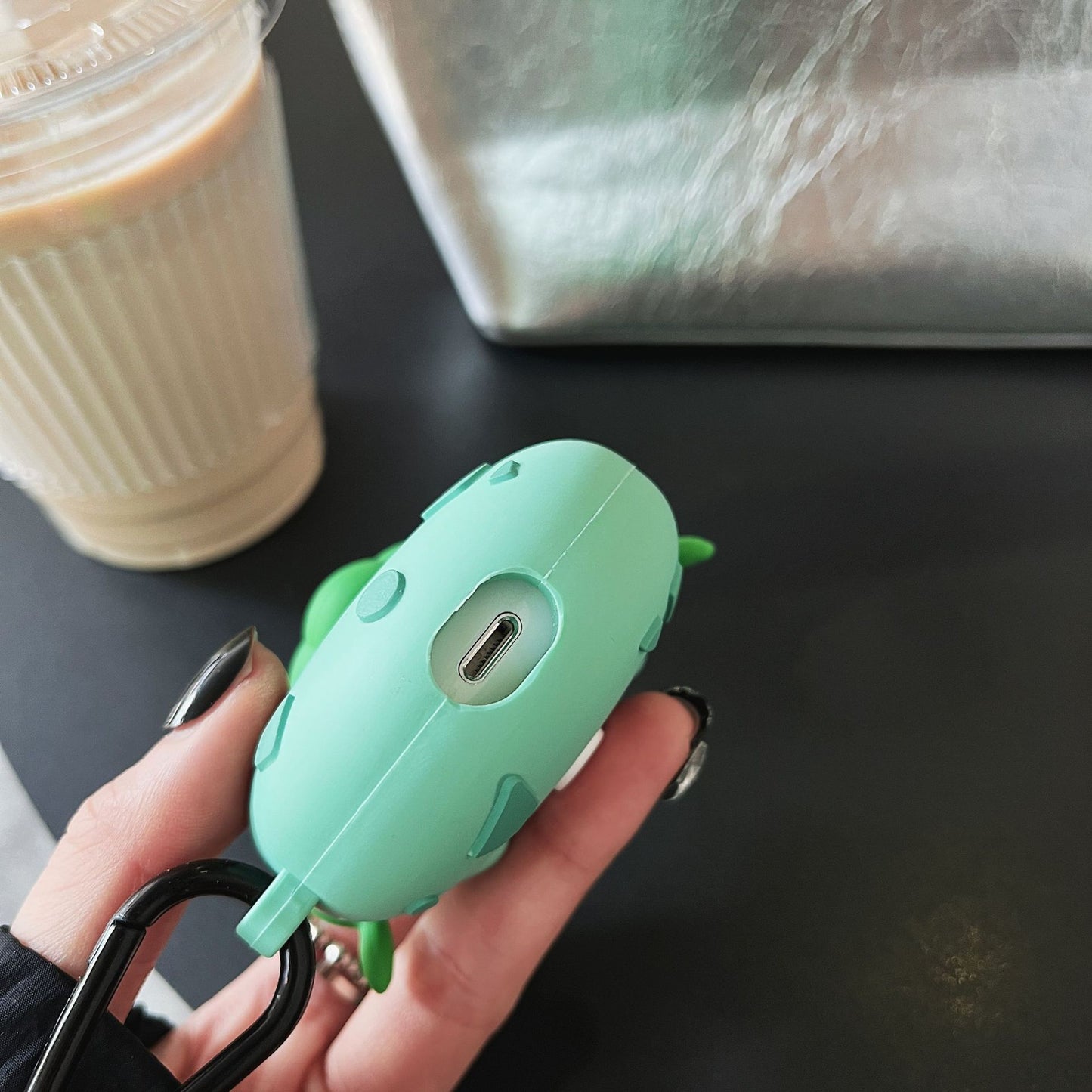 "Verdant Bloom" Bulbasaur AirPods Case
