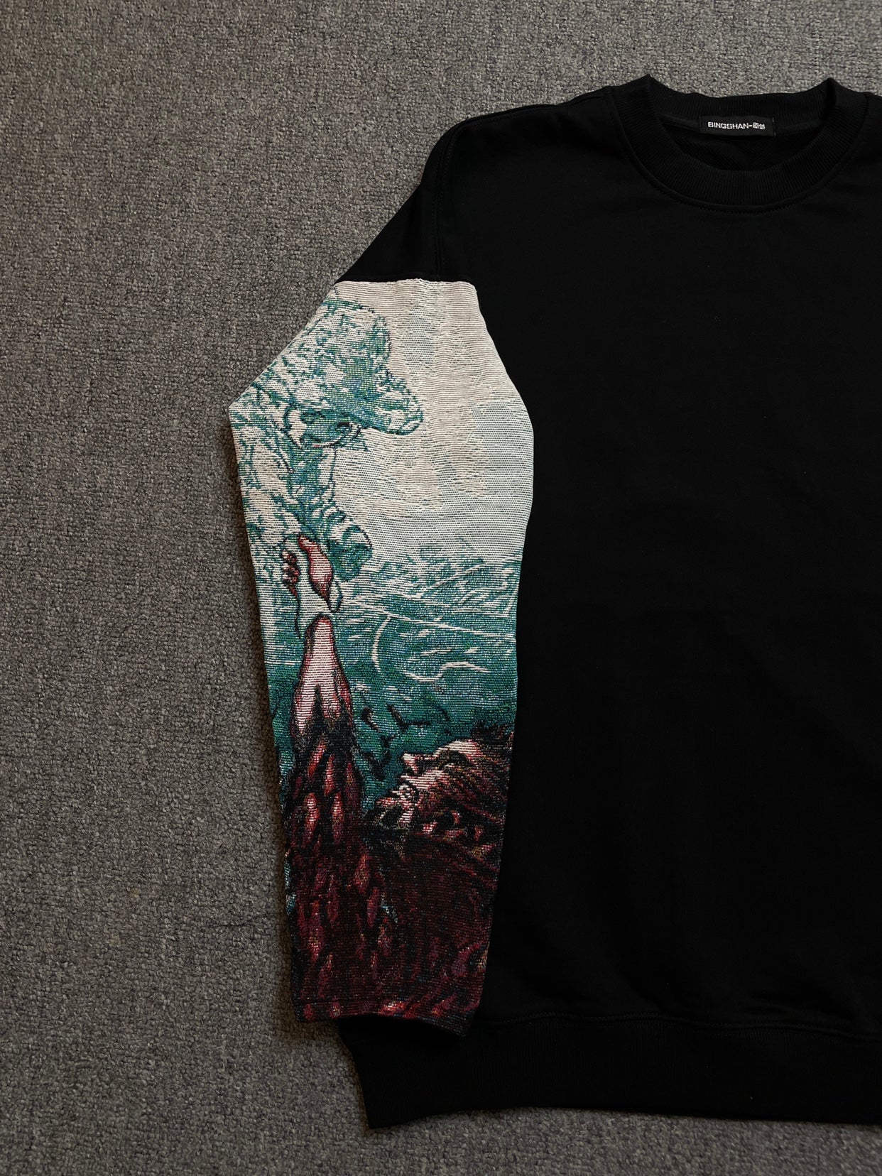 Sweat à capuche gothique à col en fourrure