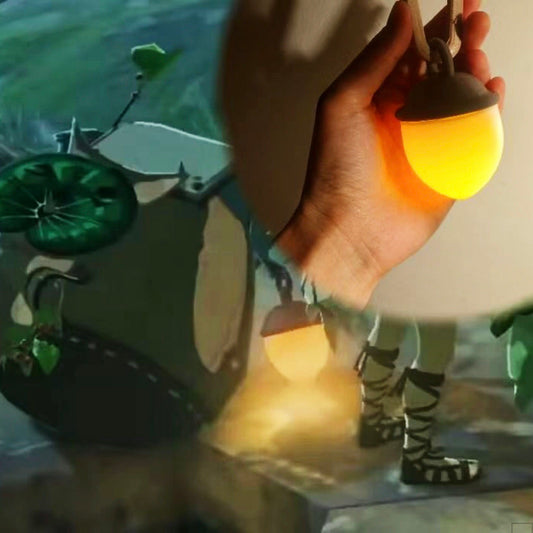 “Yahaha” Acorn Glow Lantern – Adventure-Inspired Backpack Charm Light
