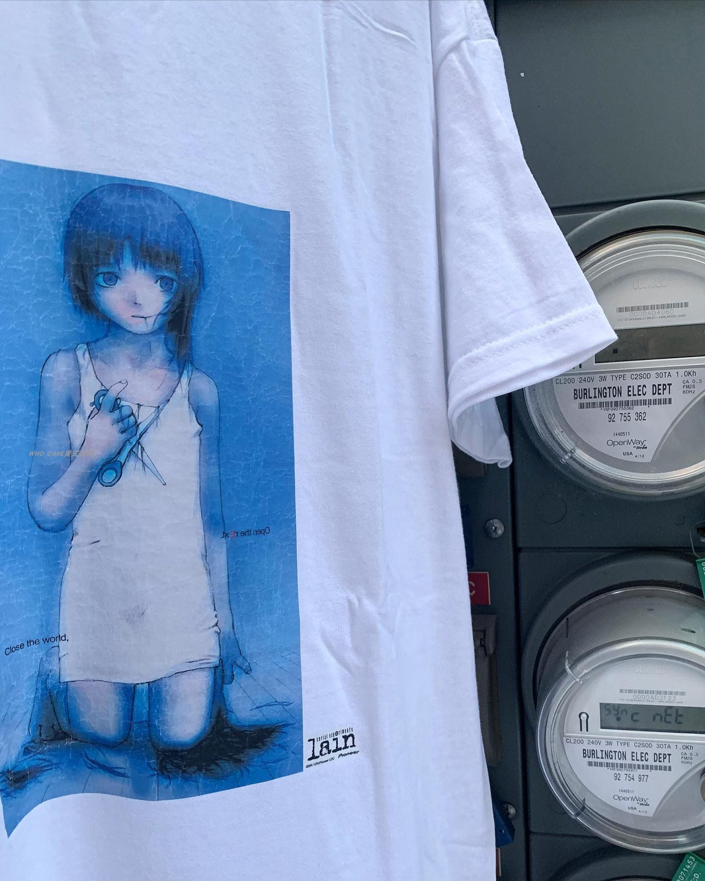 Lain Retro Gaphic T-shirt