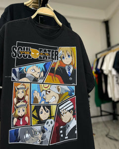 T-shirt imprimé recto verso de l'anime Parasyte