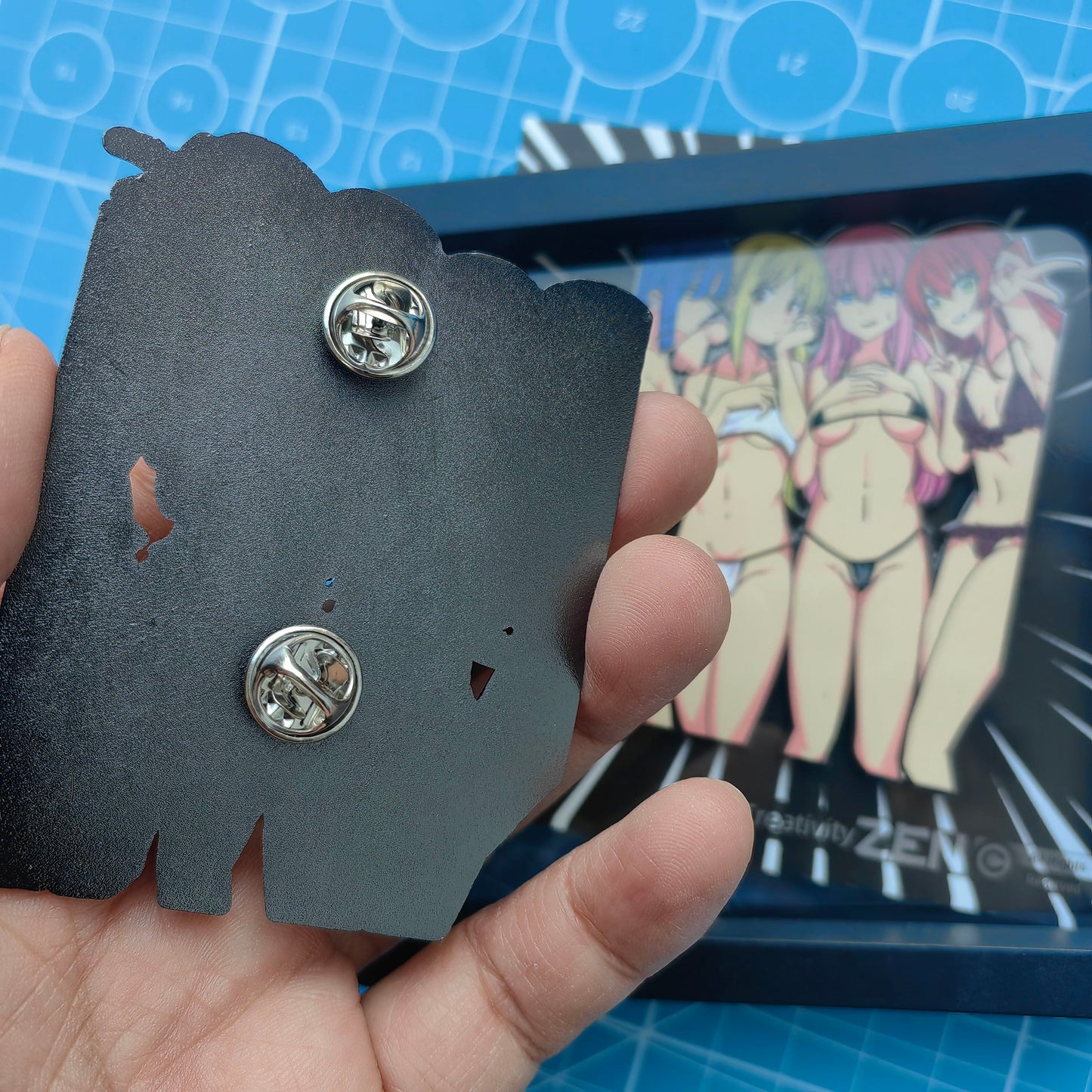 Broche en métal Genshin Furina