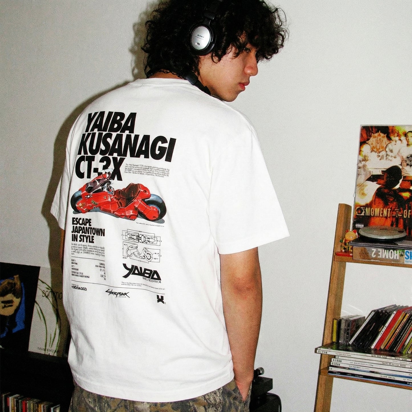 Camiseta vintage Akira de algodão puro